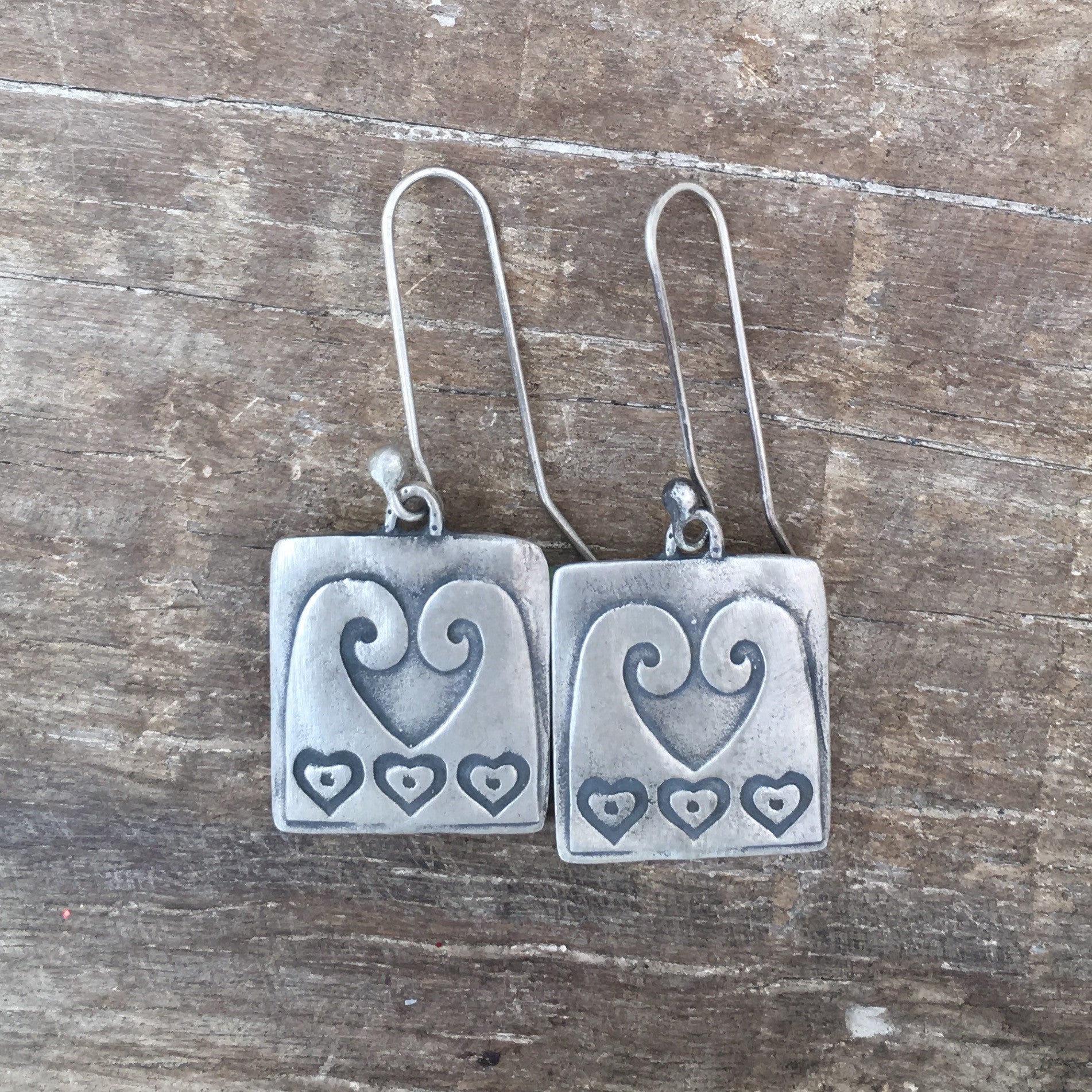 Sista earrings on sale